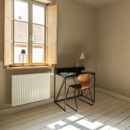 Eckhaus In * Großostheim